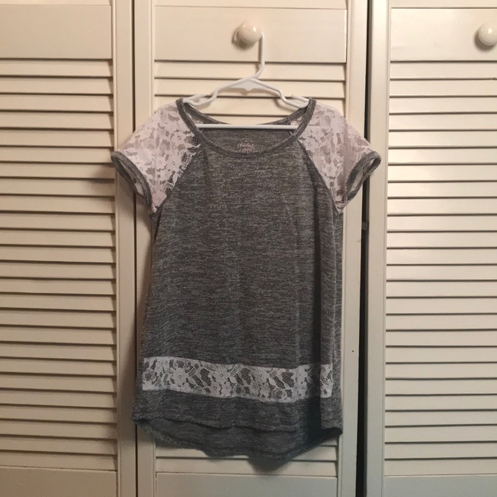 White Lace Decorated T-Shirt